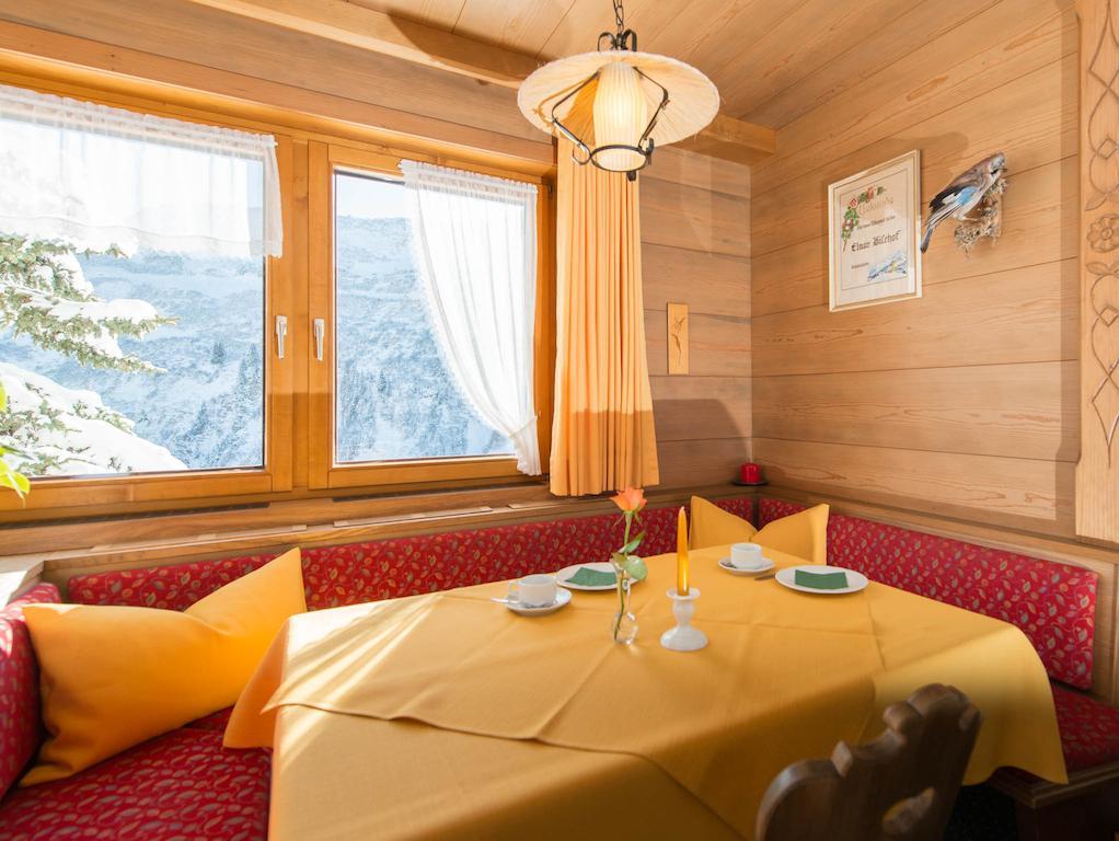 Haus Furka Hotell Damuels Eksteriør bilde